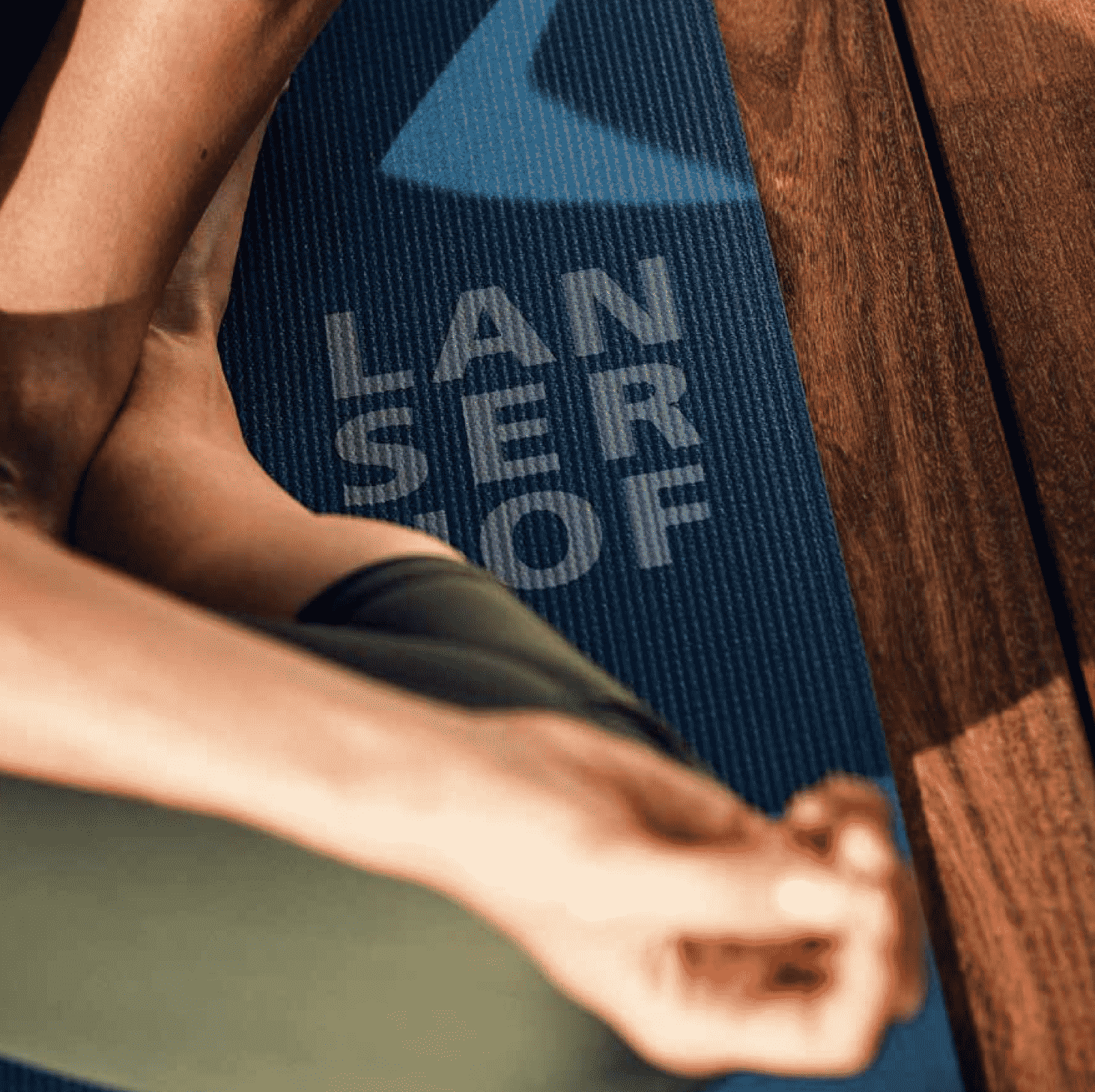 Nahhaufname auf eine Yogamatte des Lanserhof