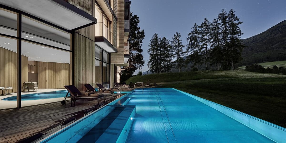 outdoor Pool Nacht