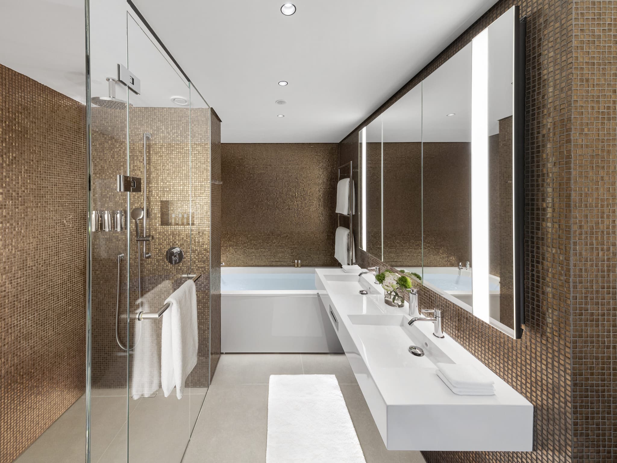 Badezimmer einer Suit im Lanserhof Sylt