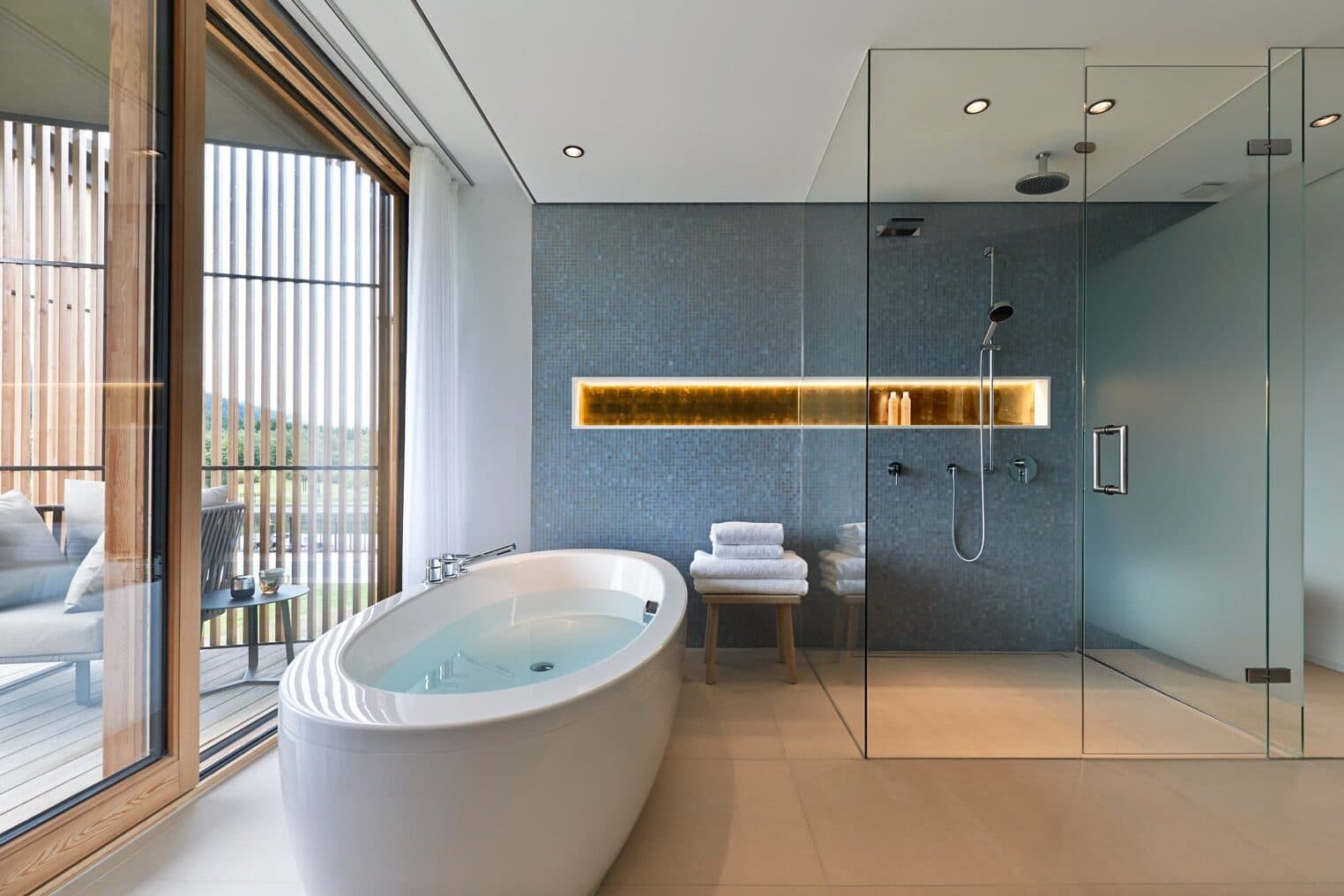 Elysium Loft Suite Badezimmer im Lanserhof Resort Tegernsee