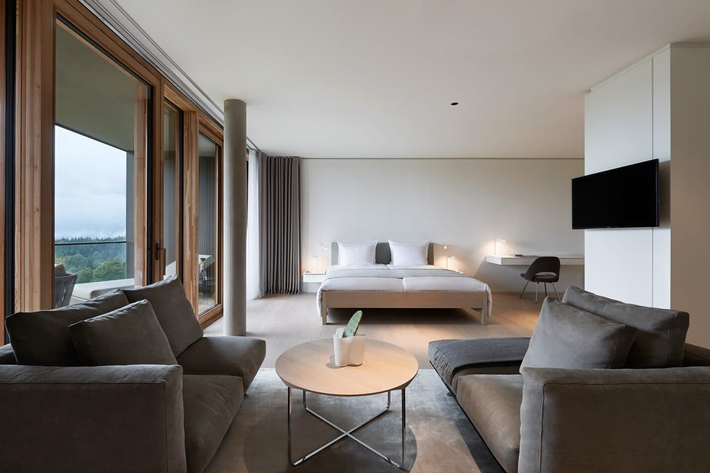 Parvus Suite Wohnzimmer im Lanserhof Resort Tegernsee